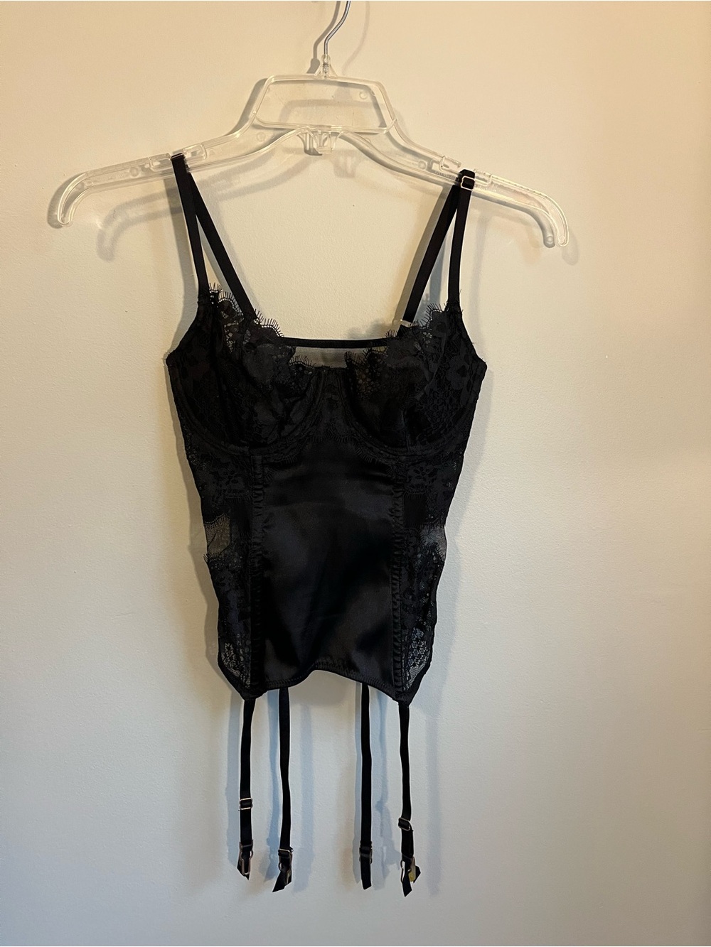 VICTORIA’S SECRET Black Lace Underwire Bustier Corset Top with Garters